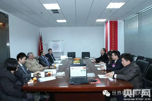 2.32.webp.jpg 2.32.webp.jpg