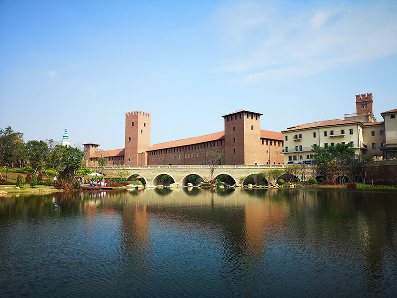 华为松山湖欧洲小镇实景